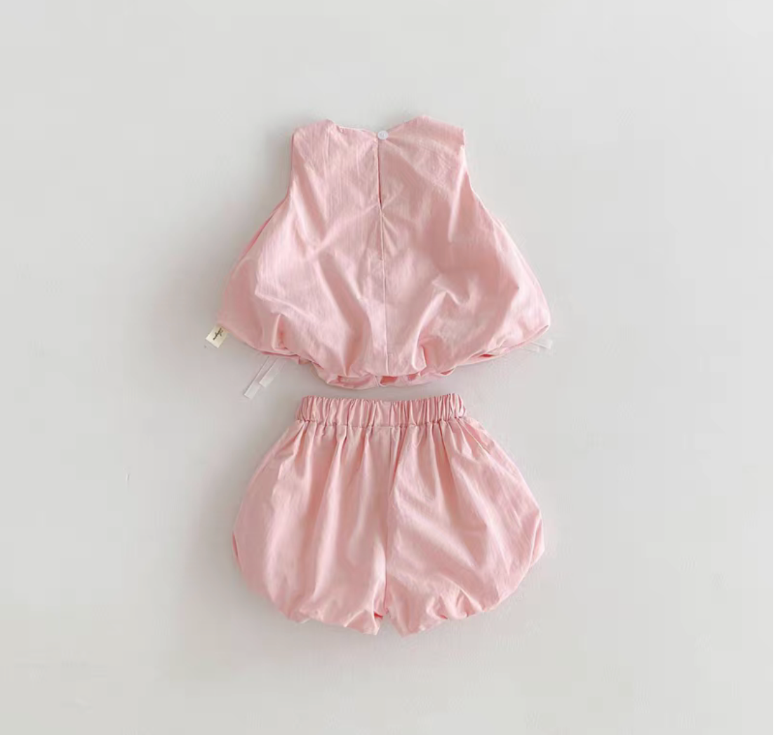 Two Piece Lantern Set